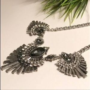 Rhinestone Silver Tone Starburst Statement Necklace